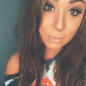 Meet your Posher, Brittany